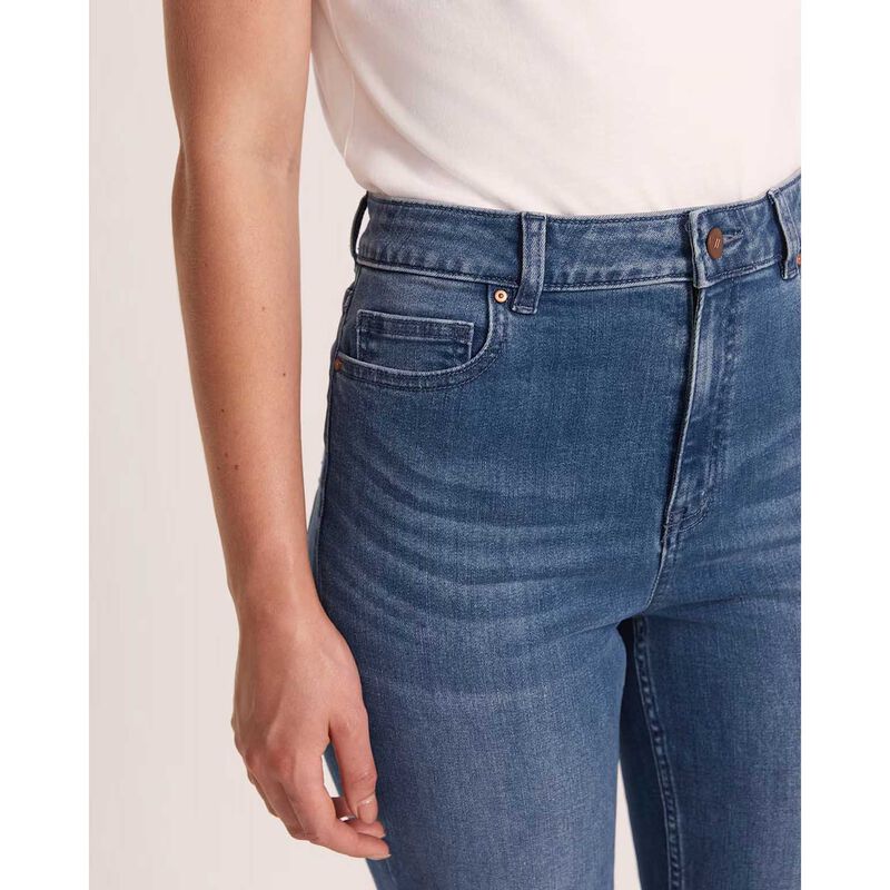 SABA Anna Straight Leg Jean image number 2